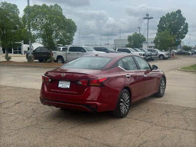2025 Nissan Altima SV FWD
