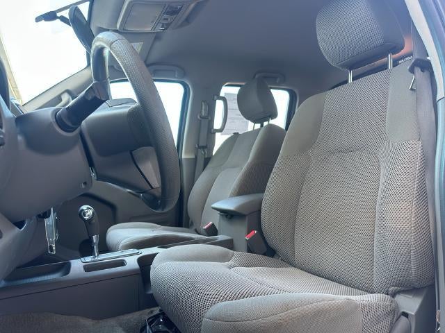 2017 Nissan Frontier Crew Cab 4x2 SV V6 Auto