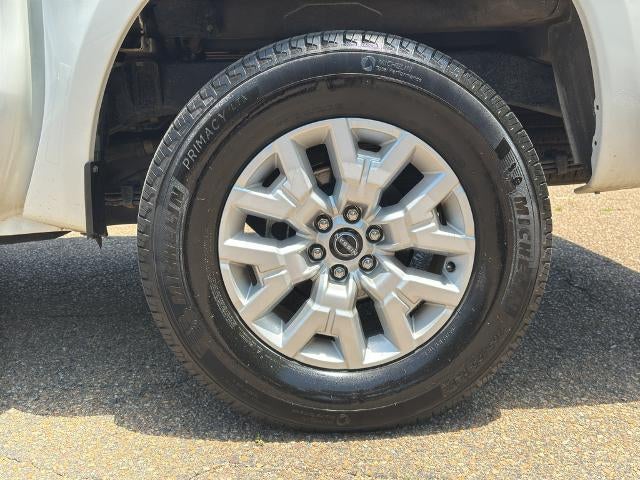 2024 Nissan Frontier Crew Cab 4x4 SV