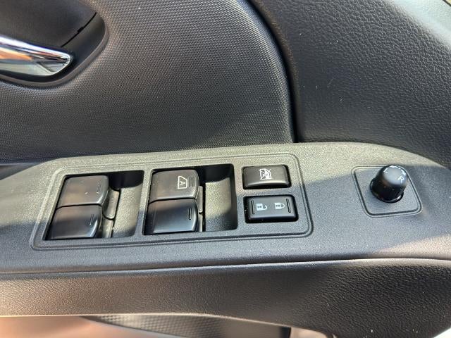 2024 Nissan Frontier Crew Cab 4x4 SV