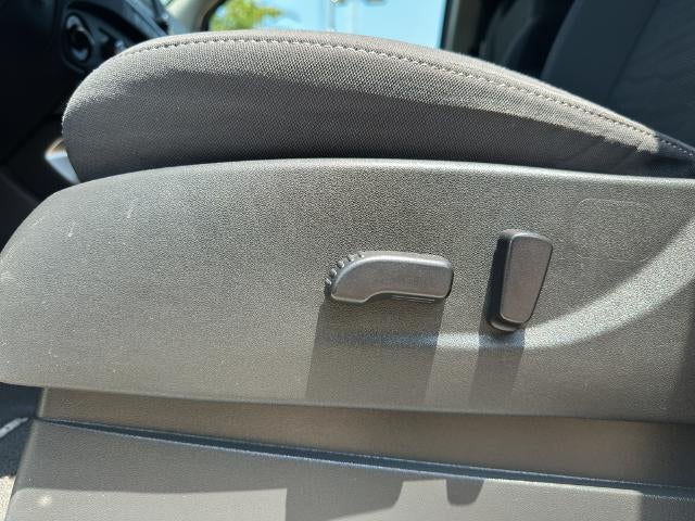 2024 Nissan Frontier Crew Cab 4x4 SV