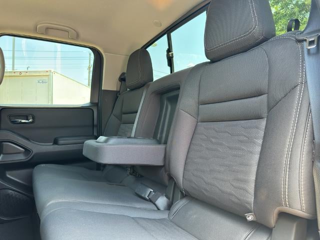 2024 Nissan Frontier Crew Cab 4x4 SV