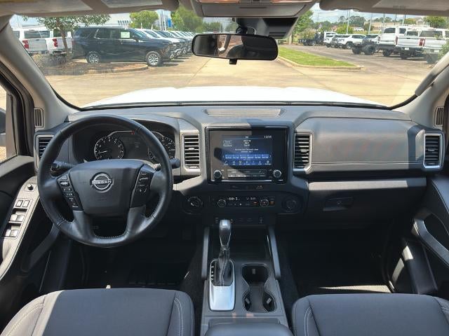 2024 Nissan Frontier Crew Cab 4x4 SV