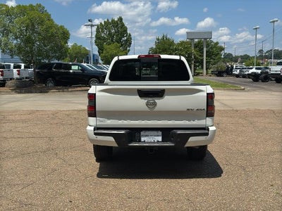 2024 Nissan Frontier Crew Cab 4x4 SV