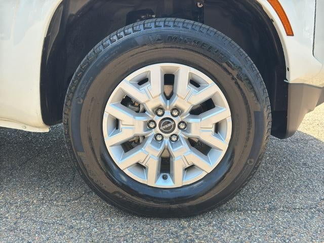 2024 Nissan Frontier Crew Cab 4x4 SV