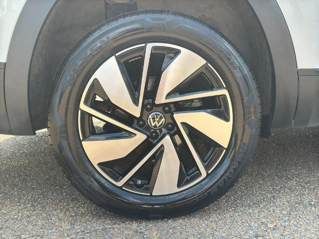 2024 Volkswagen Atlas 2.0T SE w/Technology 4MOTION