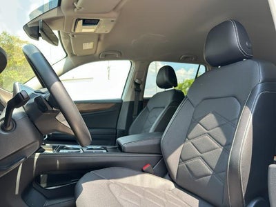 2024 Volkswagen Atlas 2.0T SE w/Technology 4MOTION