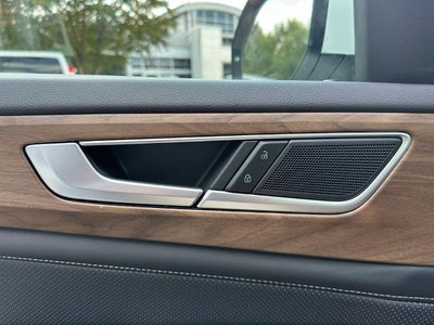 2024 Volkswagen Atlas 2.0T SE w/Technology 4MOTION