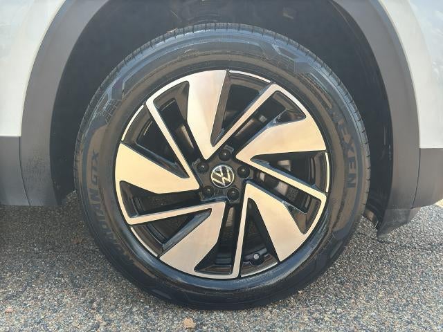 2024 Volkswagen Atlas 2.0T SE w/Technology 4MOTION