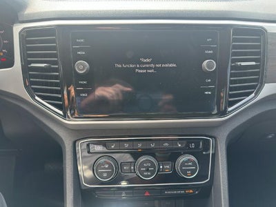 2022 Volkswagen Atlas 2.0T SE w/Technology FWD