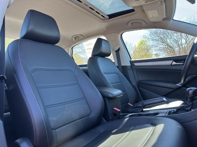 2021 Volkswagen Passat 2.0T SE Auto