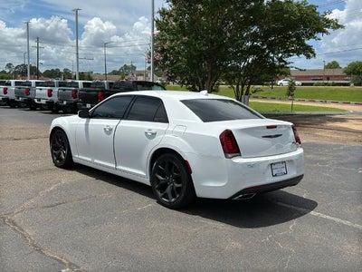 2021 Chrysler 300 300S RWD