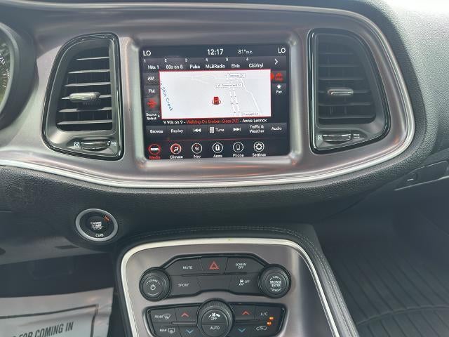2020 Dodge Challenger SXT RWD