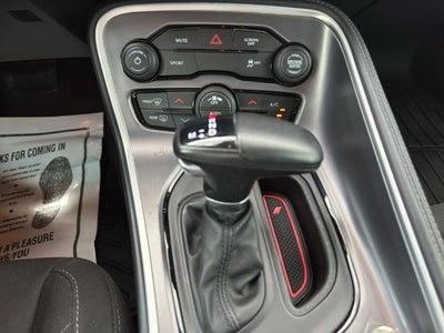 2020 Dodge Challenger SXT RWD