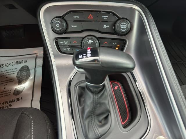 2020 Dodge Challenger SXT RWD