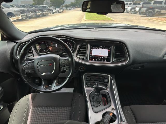 2020 Dodge Challenger SXT RWD