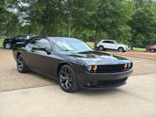2020 Dodge Challenger SXT RWD