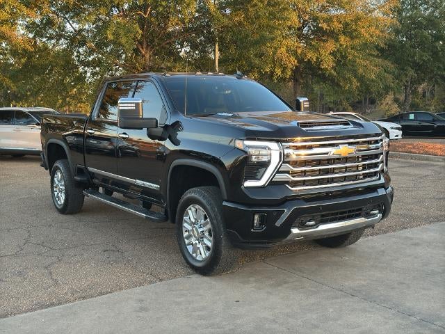 2025 Chevrolet Silverado 2500 HD Crew Cab Standard Box 4-Wheel Drive High Country
