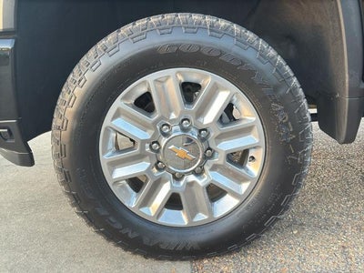 2025 Chevrolet Silverado 2500 HD Crew Cab Standard Box 4-Wheel Drive High Country