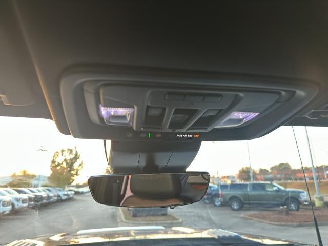 2025 Chevrolet Silverado 2500 HD Crew Cab Standard Box 4-Wheel Drive High Country