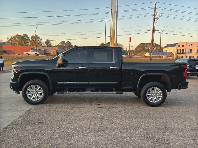 2025 Chevrolet Silverado 2500 HD Crew Cab Standard Box 4-Wheel Drive High Country
