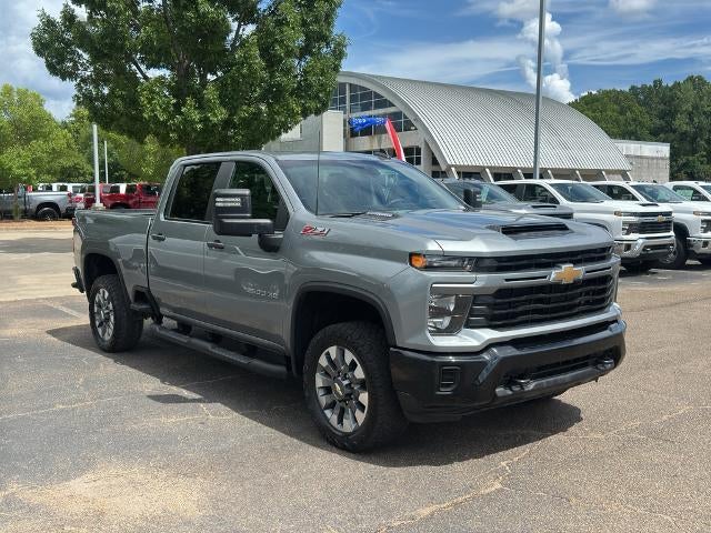 2024 Chevrolet Silverado 2500 HD Crew Cab Standard Box 4-Wheel Drive Custom
