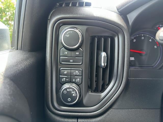 2024 Chevrolet Silverado 2500 HD Crew Cab Standard Box 4-Wheel Drive Custom