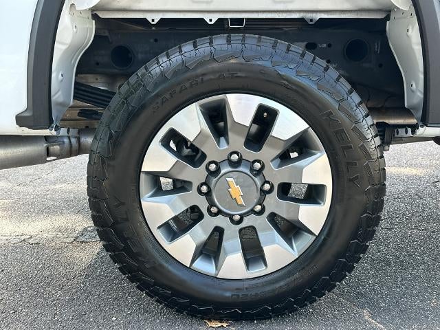 2024 Chevrolet Silverado 2500 HD Crew Cab Standard Box 4-Wheel Drive Custom
