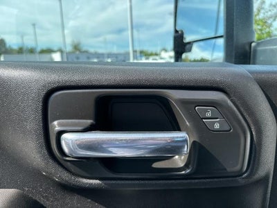 2024 Chevrolet Silverado 2500 HD Crew Cab Standard Box 4-Wheel Drive Custom