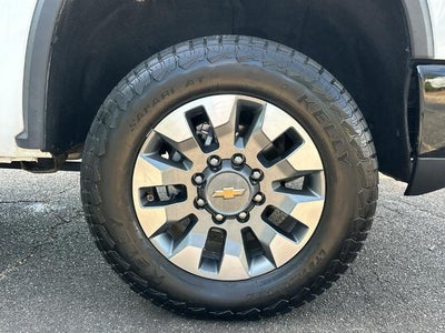 2024 Chevrolet Silverado 2500 HD Crew Cab Standard Box 4-Wheel Drive Custom