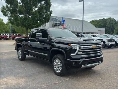 2024 Chevrolet Silverado 2500 HD Crew Cab Standard Box 4-Wheel Drive High Country