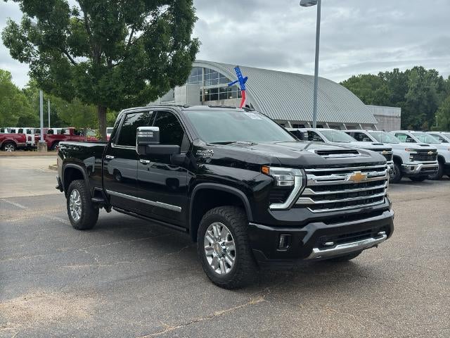 2024 Chevrolet Silverado 2500 HD Crew Cab Standard Box 4-Wheel Drive High Country