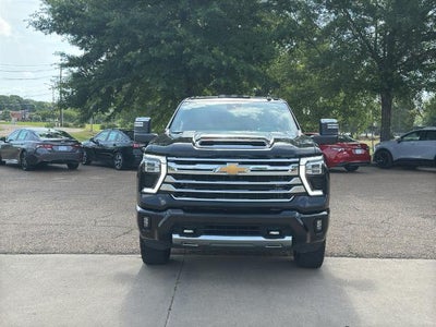 2024 Chevrolet Silverado 2500 HD Crew Cab Standard Box 4-Wheel Drive High Country