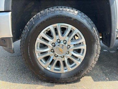 2022 Chevrolet Silverado 2500 HD Crew Cab Standard Box 4-Wheel Drive High Country