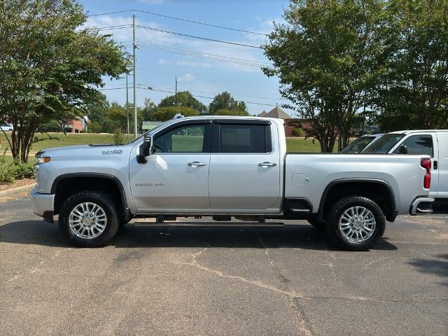 2022 Chevrolet Silverado 2500 HD Crew Cab Standard Box 4-Wheel Drive High Country