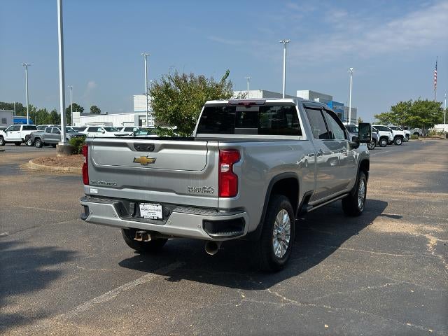 2022 Chevrolet Silverado 2500 HD Crew Cab Standard Box 4-Wheel Drive High Country