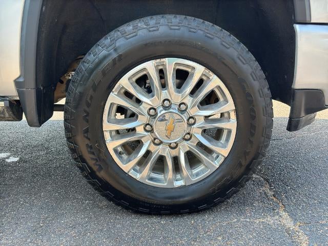 2022 Chevrolet Silverado 2500 HD Crew Cab Standard Box 4-Wheel Drive High Country