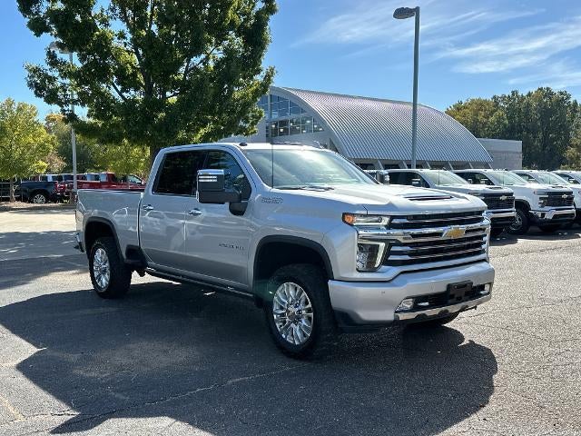 2022 Chevrolet Silverado 2500 HD Crew Cab Standard Box 4-Wheel Drive High Country