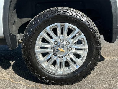 2022 Chevrolet Silverado 2500 HD Crew Cab Standard Box 4-Wheel Drive High Country