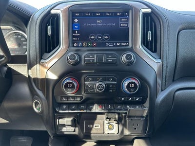 2022 Chevrolet Silverado 2500 HD Crew Cab Standard Box 4-Wheel Drive High Country