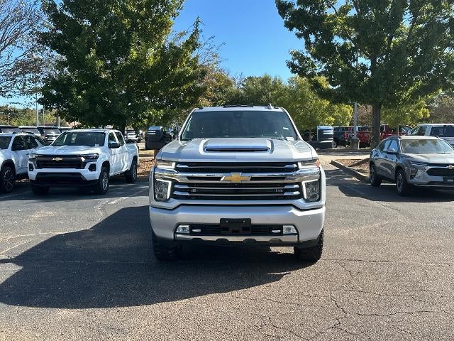 2022 Chevrolet Silverado 2500 HD Crew Cab Standard Box 4-Wheel Drive High Country