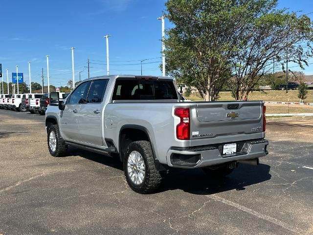 2022 Chevrolet Silverado 2500 HD Crew Cab Standard Box 4-Wheel Drive High Country