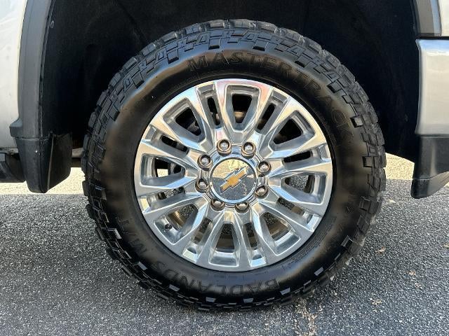 2022 Chevrolet Silverado 2500 HD Crew Cab Standard Box 4-Wheel Drive High Country
