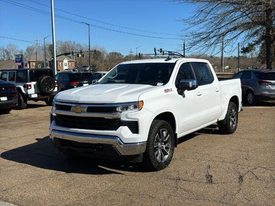 2024 Chevrolet Silverado 1500 Crew Cab Short Box 4-Wheel Drive LT 1LT
