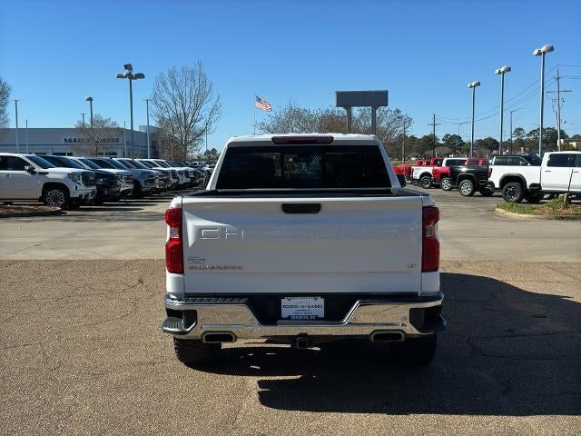 2024 Chevrolet Silverado 1500 Crew Cab Short Box 4-Wheel Drive LT 1LT