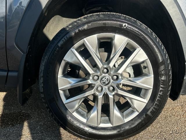 2024 Toyota RAV4 XLE Premium FWD (Natl)