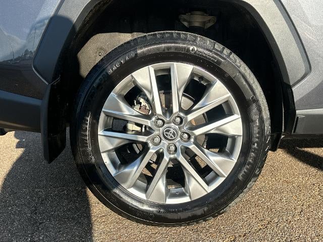 2024 Toyota RAV4 XLE Premium FWD (Natl)