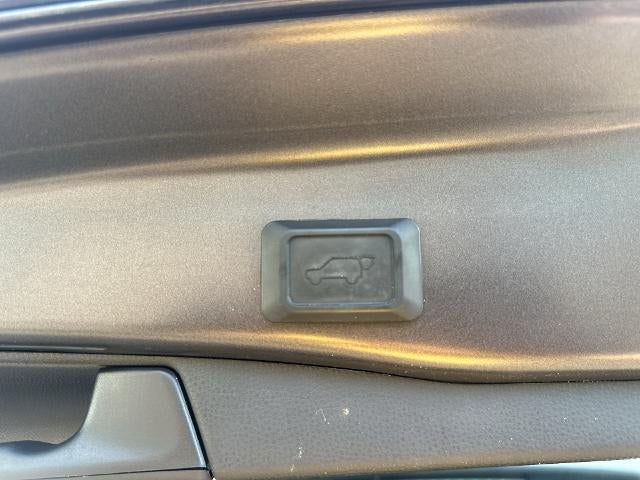 2024 Toyota RAV4 XLE Premium FWD (Natl)