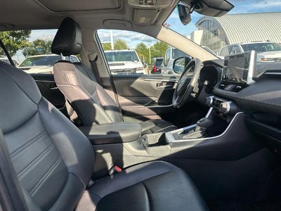2024 Toyota RAV4 XLE Premium FWD (Natl)