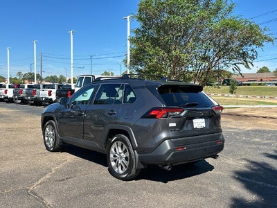 2024 Toyota RAV4 XLE Premium FWD (Natl)